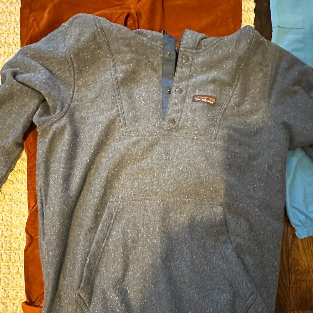 Pantagonia Sweatshirt